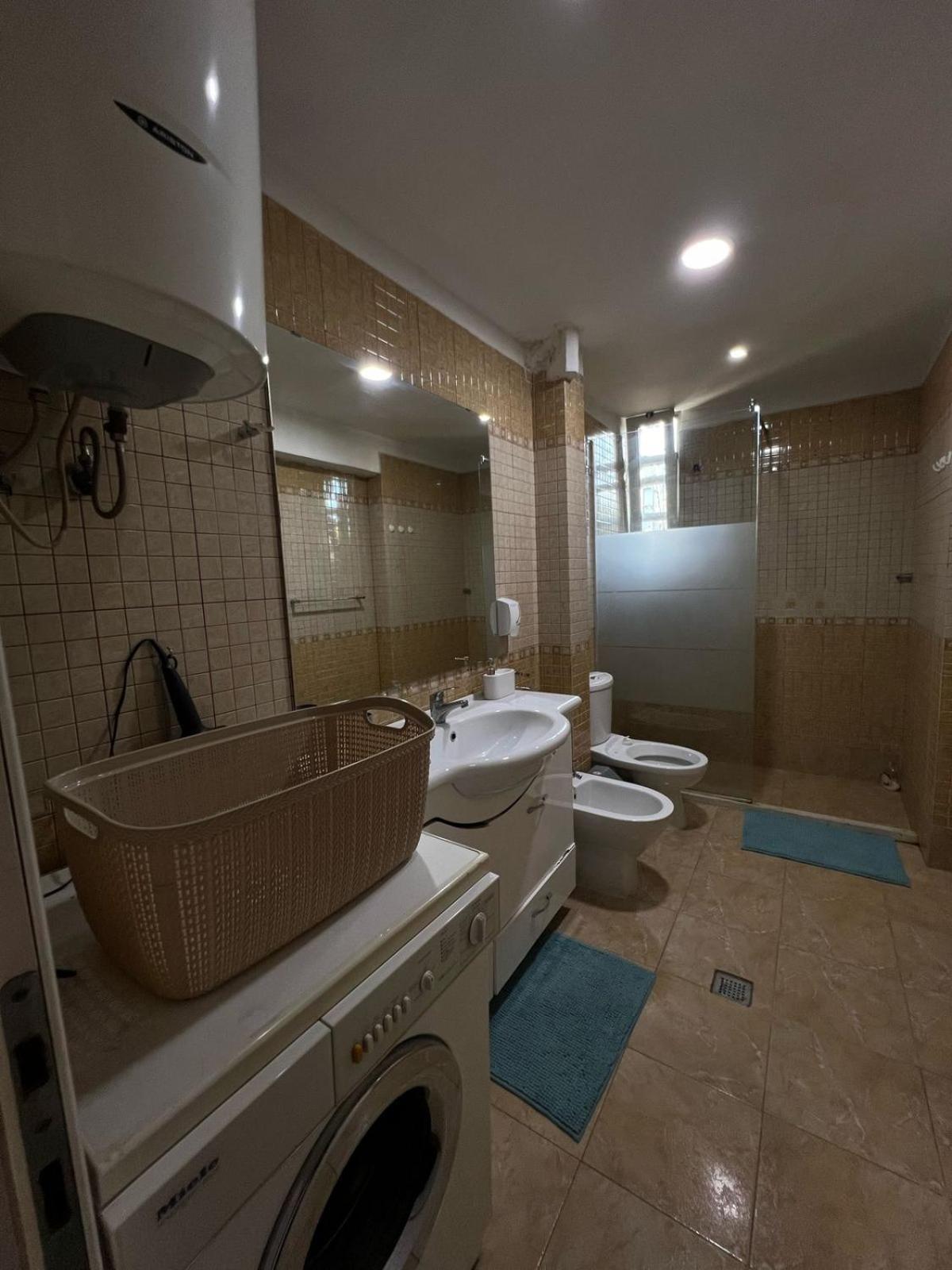 Hoja Apartments Тирана Екстериор снимка